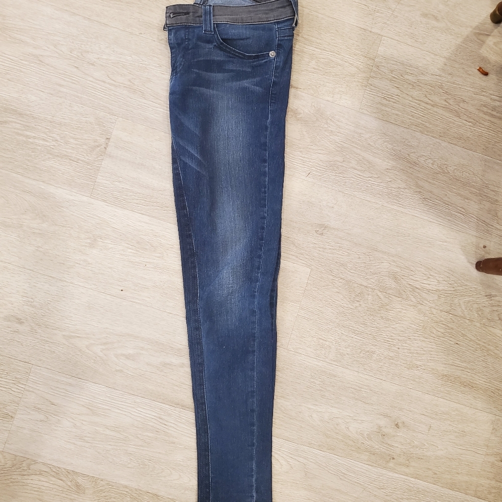 Size 29 guess jeans